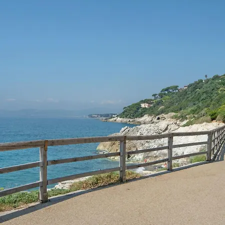 'villa Della Baia Sea By Interhome Varazze