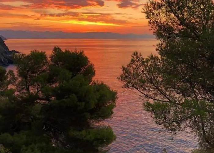 'villa Della Baia Sea By Interhome