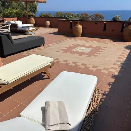 'villa Della Baia Sea By Interhome * Varazze