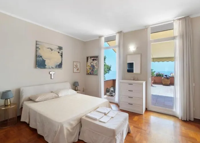'villa Della Baia Sea By Interhome