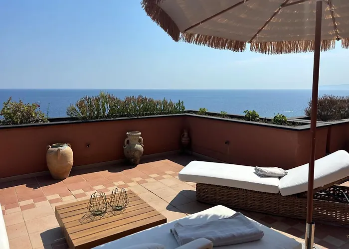 'villa Della Baia Sea By Interhome * ヴァラッツェ